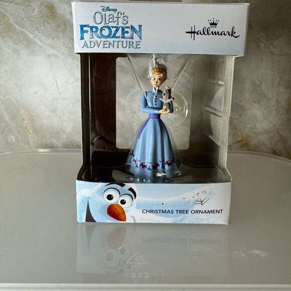 Disney Frozen Adventure Hallmark Olafs Christmas Tree Ornament with Anna & Olaf - Picture 2 of 6
